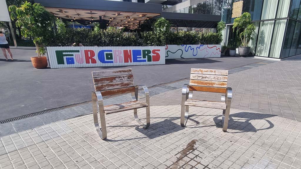 benches in barcelona